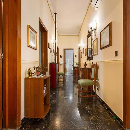 Casa Di Via Manzoni By Barbarhouse