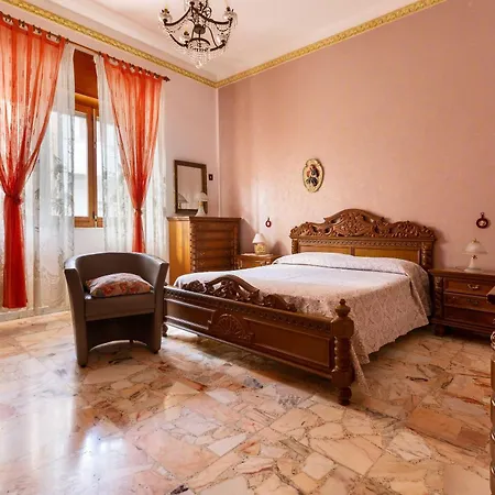 Casa Di Via Manzoni By Barbarhouse Casarano